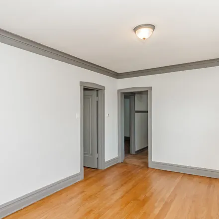 Image 7 - 4017 North Bernard Street, Chicago, IL 60625, USA - House for rent