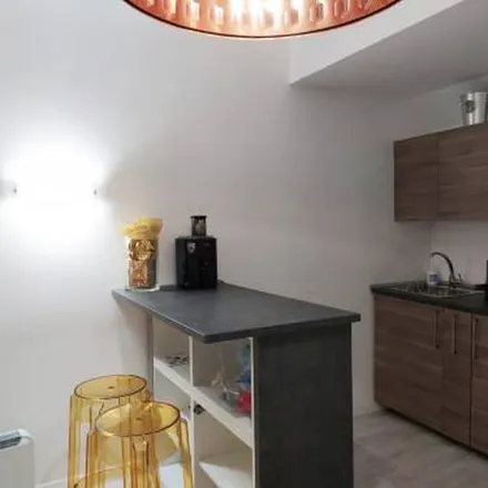 Image 5 - Puntonotte, Via Bari 35, 37, 65121 Pescara PE, Italy - Apartment for rent