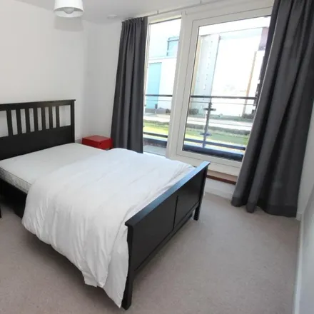 Image 3 - Davaar House, Butetown Link, Cardiff, CF11 7TQ, United Kingdom - Apartment for rent