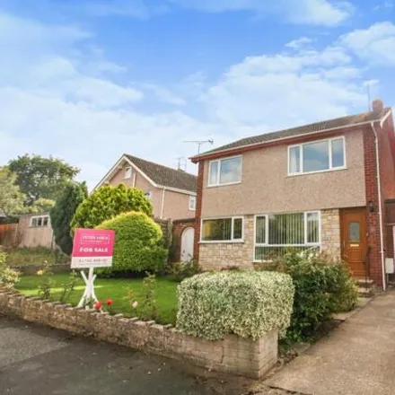 Buy this 4 bed house on Rhodfa Glenys in St Asaph, LL17 0DW