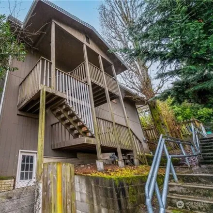 Image 3 - 4051 Letitia Avenue South, Seattle, WA 98118, USA - House for sale