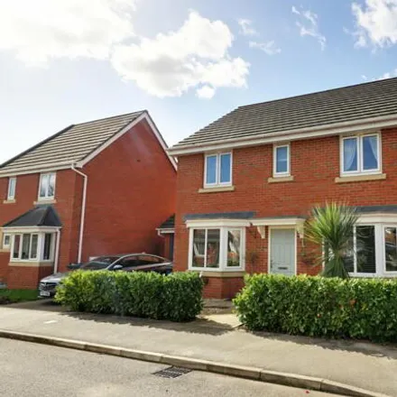 Buy this 4 bed house on Sunningdale Way in Morton, DN21 1JE