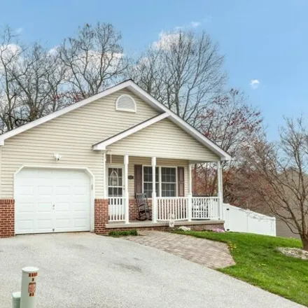 Buy this 4 bed house on 1381 Wanda Drive in West Manheim Township, York County