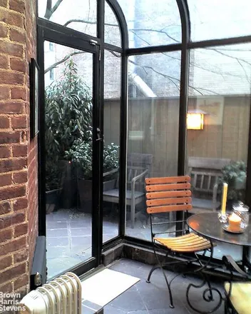 Image 7 - 38 EAST 73RD STREET in New York - Townhouse for sale
