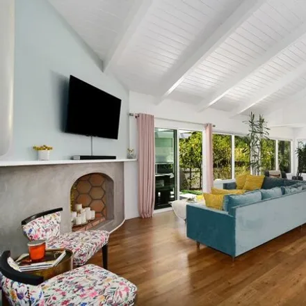Image 9 - 3489 Woodcliff Road, Los Angeles, CA 91403, USA - House for sale