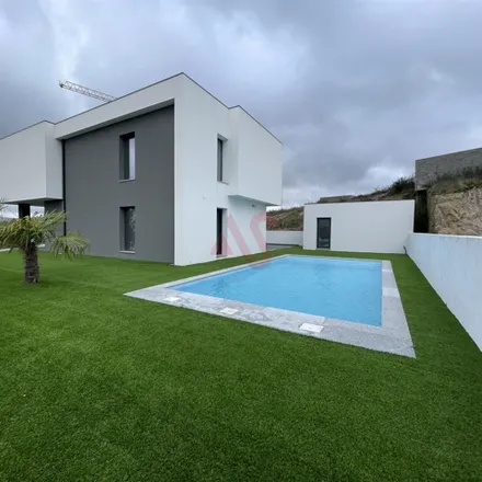Buy this 3 bed house on Avenida do Apeadeiro in 4620-449 Lousada, Portugal