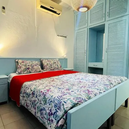 Rent this 3 bed house on Dive Drem Divers Mauritius in Jhuboo Avenue, Résidence Fleury sur Mer