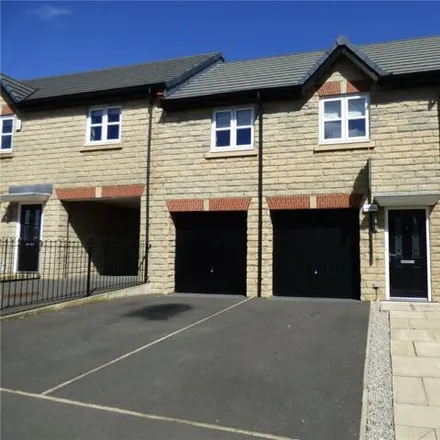 Rent this 2 bed room on Edward Drive in Clitheroe, BB7 1FF