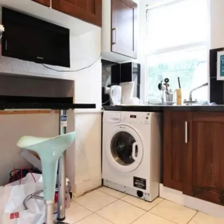 Rent this 1 bed apartment on 67 Nile Street in London, N1 7SR
