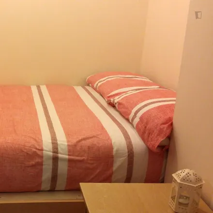 Rent this studio apartment on 191 South Circular Road in Dublin, D08 KVY4