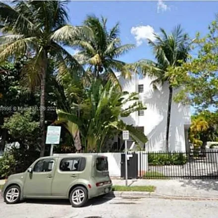 Buy this 1 bed condo on 609 Euclid Avenue in Miami Beach, FL 33139