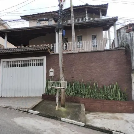 Buy this 3 bed house on Rua das Camélias in Franco da Rocha, Franco da Rocha - SP