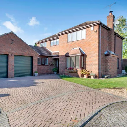 Buy this 5 bed house on Chapel Close in Misterton, DN10 4DR