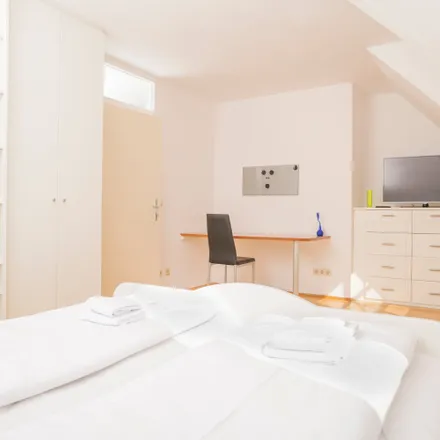 Image 2 - Wartingergasse 12, 8010 Graz, Austria - Apartment for rent