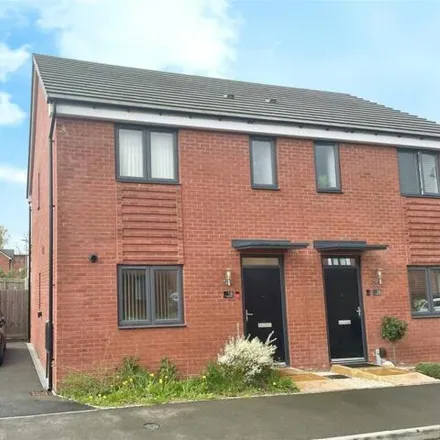 Rent this 1 bed house on Mallory Road in Wolverhampton, WV10 6GX