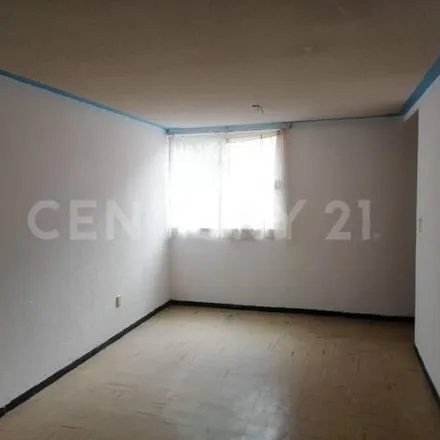 Buy this 3 bed apartment on Avenida Prolongación Hidalgo in 54119 Tlalnepantla, MEX