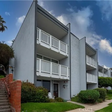 Image 2 - 640 The Village, Redondo Beach, CA 90277, USA - Condo for rent