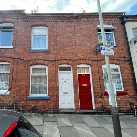 Image 1 - Leopold Road, Leicester, LE2 1YB, United Kingdom - Townhouse for rent