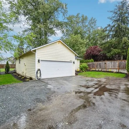 Buy this 3 bed house on 10993 Paine Field Way in Everett, WA 98204