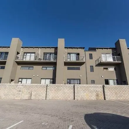 Image 1 - Pickering Street, Newton Park, Gqeberha, 7162, South Africa - Apartment for rent