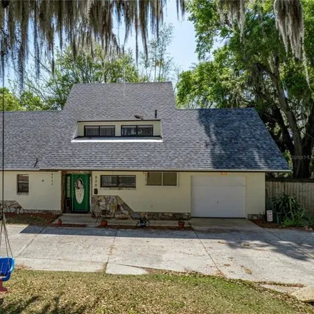 Buy this 3 bed house on 933 Avenue A Southeast in Winter Haven, FL 33880