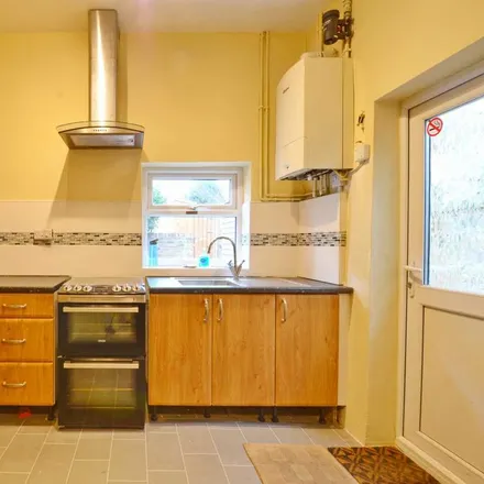 Rent this 3 bed townhouse on 49 New Station Road in Bristol, BS16 3RS