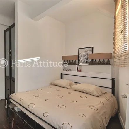 Image 8 - 4 Rue Montcalm, 75018 Paris, France - Apartment for rent
