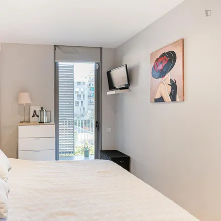 Rent this 1 bed apartment on Carrer de Roger de Flor in 78-86, 08001 Barcelona