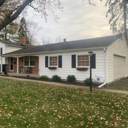 Rent this 4 bed house on 284 East 11th Avenue in Naperville, IL 60563