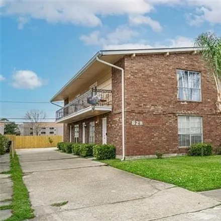 Buy this 3 bed condo on 828 Vouray Drive in Kenner, LA 70065