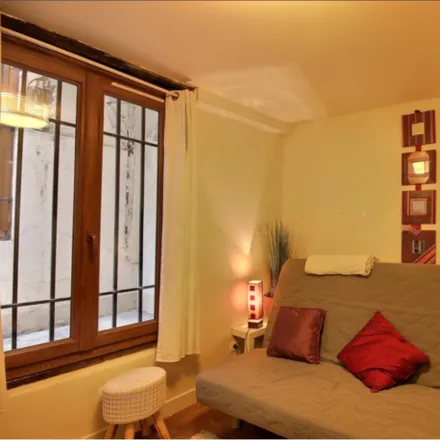 Rent this studio apartment on Lovely studio near the Sentier metro station  Paris 75002