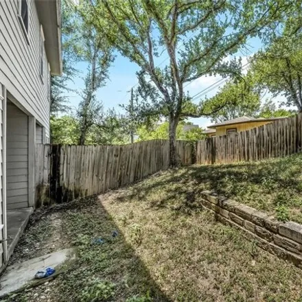 Image 3 - 1612J J Seabrook Dr Unit B, Austin, Texas, 78721 - Apartment for rent