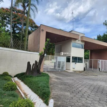 Buy this 8 bed house on unnamed road in Jardim Iolanda, Taboão da Serra - SP