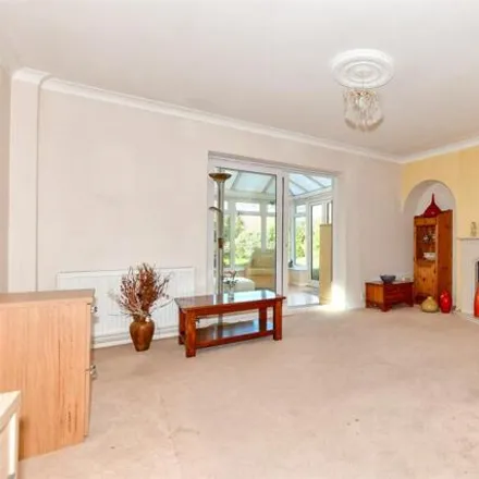 Image 2 - Botany Road, Broadstairs, CT10 3SB, United Kingdom - House for sale