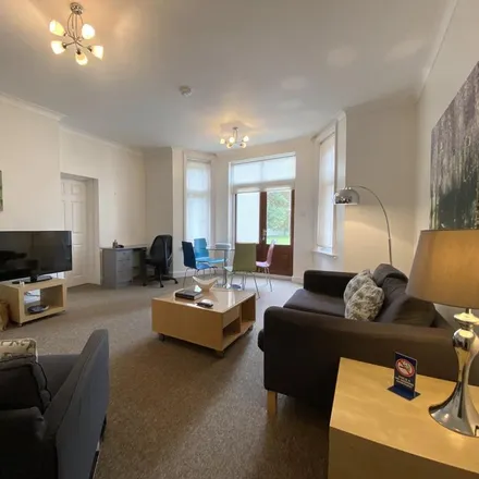 Image 1 - Ferry Lane, Hythe End, TW19 6HG, United Kingdom - Apartment for rent