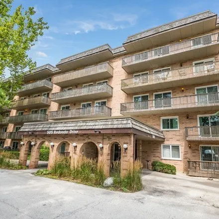 Buy this 2 bed condo on Redondo Court in DuPage County, IL 60561