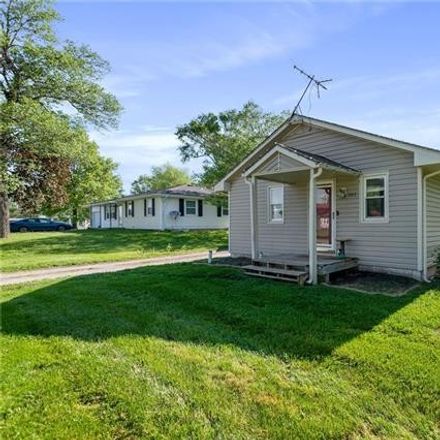 Rent this 3 bed house on 203 East Street in Lathrop, MO 64465