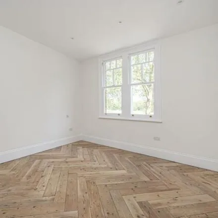 Image 7 - 179 Fletching Road, Lower Clapton, London, E5 9QR, United Kingdom - Duplex for sale