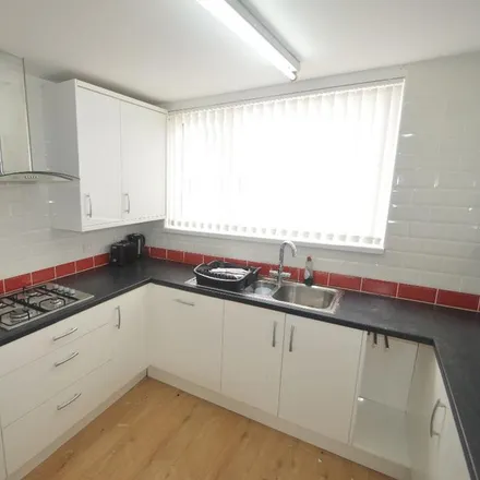 Rent this 4 bed townhouse on 37 John Rous Avenue in Coventry, CV4 8FB