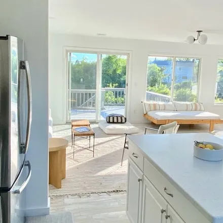 Rent this 5 bed house on Town of East Hampton in NY, 11954