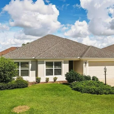 Buy this 3 bed house on 428 Pomegranate Path in The Villages, FL 32163
