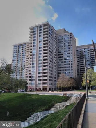 Image 1 - The Willoughby of Chevy Chase Condominium, North Building, 5500 Friendship Boulevard, Friendship Heights Village, Montgomery County, MD 20815, USA - Condo for rent