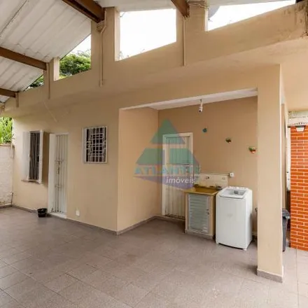 Buy this 4 bed house on Avenida Frei Pacifico Wagner in Centro, Caraguatatuba - SP