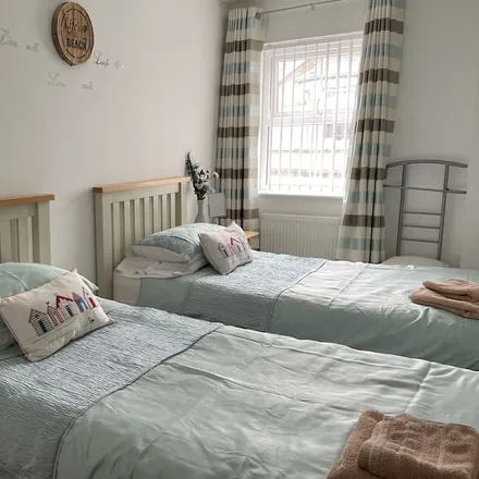 Rent this 2 bed apartment on Sandown in PO36 8HQ, United Kingdom