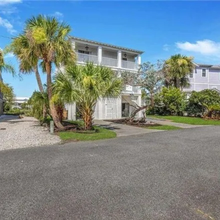 Buy this 4 bed house on Teresa Lane in Tybee Island, Chatham County