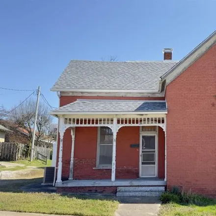 Image 1 - 375 North Jackson Street, Huntingburg, Dubois County, IN 47542, USA - House for sale