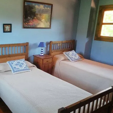 Rent this 4 bed house on Santa María de la Velilla de Linares in Carretera Arriondas-Torre, 33344 Ribeseya