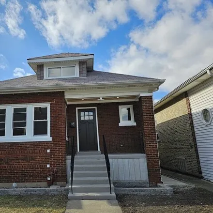 Buy this 3 bed house on 1444 North Waller Avenue in Chicago, IL 60651