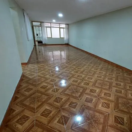 Image 2 - Avenida Los Alisos, Los Olivos, Lima Metropolitan Area 15301, Peru - Apartment for rent