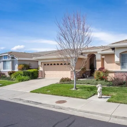 Buy this 2 bed house on 162 Bounty Lane in Vacaville, CA 95687